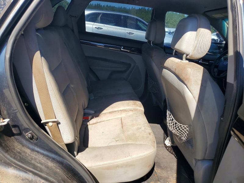 Photo 10 from auction – 2011 KIA SORENTO with VIN 5XYKT3A10BG023087