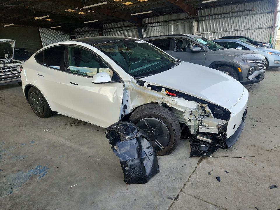 Photo 4 from auction – 2026 TESLA MODEL Y with VIN 7SAYGDED4TA736964