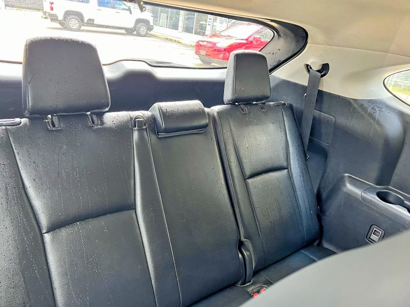 Photo 12 from auction – 2021 TOYOTA HIGHLANDER with VIN 5TDGBRCH4MS034038