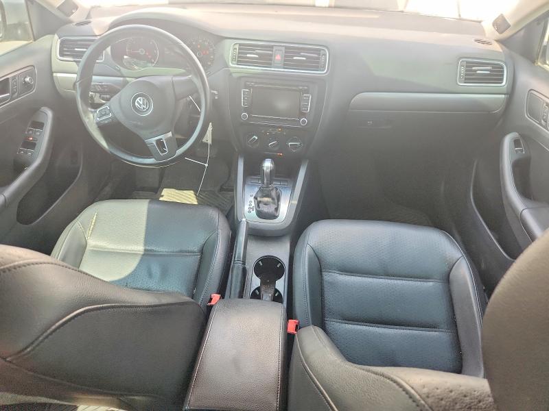 Photo 8 from auction – 2013 VOLKSWAGEN JETTA with VIN 3VWLL7AJ2DM306265
