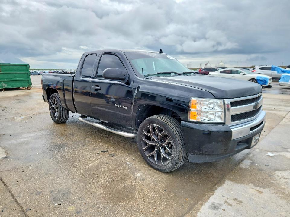 Photo 4 from auction – 2011 CHEVROLET SILVERADO with VIN 1GCRCREA4BZ342540