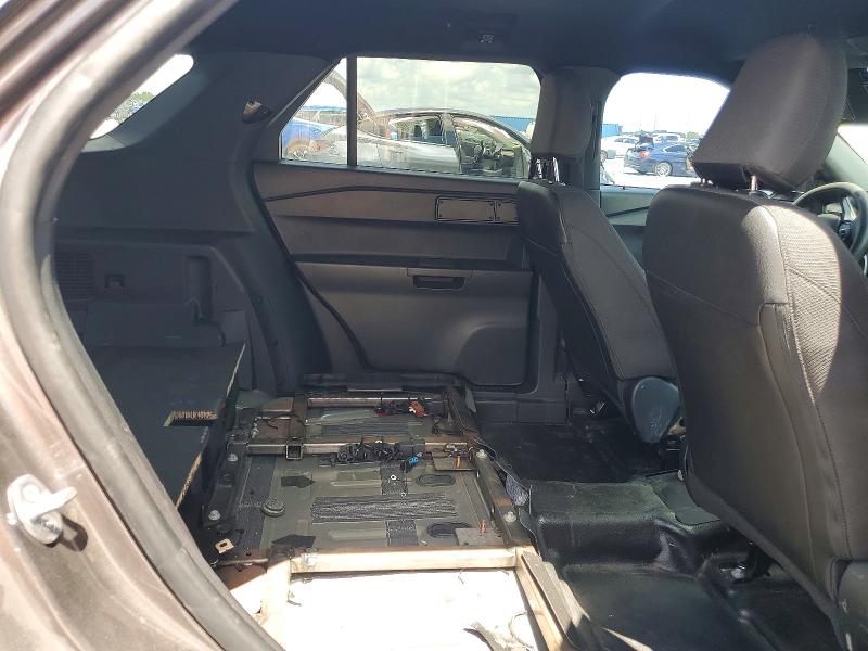 Photo 10 from auction – 2022 FORD EXPLORER with VIN 1FM5K8AB7NGA25227