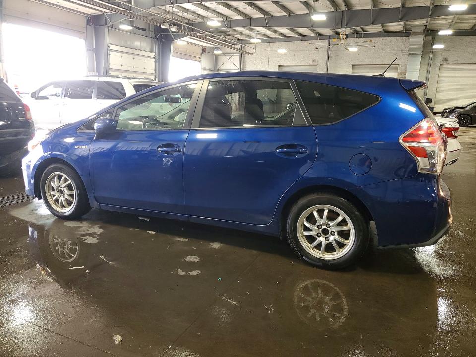 Снимка 2 от търг – 2016 TOYOTA PRIUS V с VIN JTDZN3EU6GJ041811