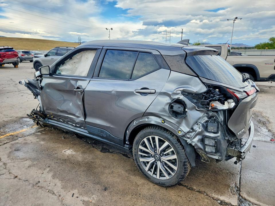 Photo 2 from auction – 2021 NISSAN KICKS with VIN 3N1CP5CV1ML512634