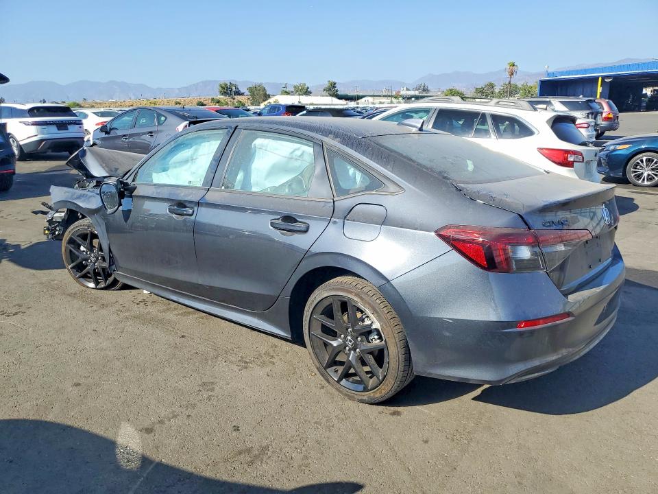 Снимка 2 от търг – 2026 HONDA CIVIC с VIN 2HGFE2F56TH559760