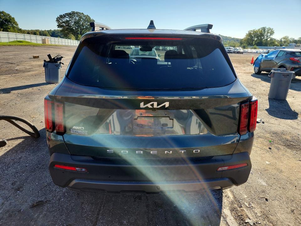 Photo 6 from auction – 2022 KIA SORENTO with VIN 5XYRLDLC5NG124388