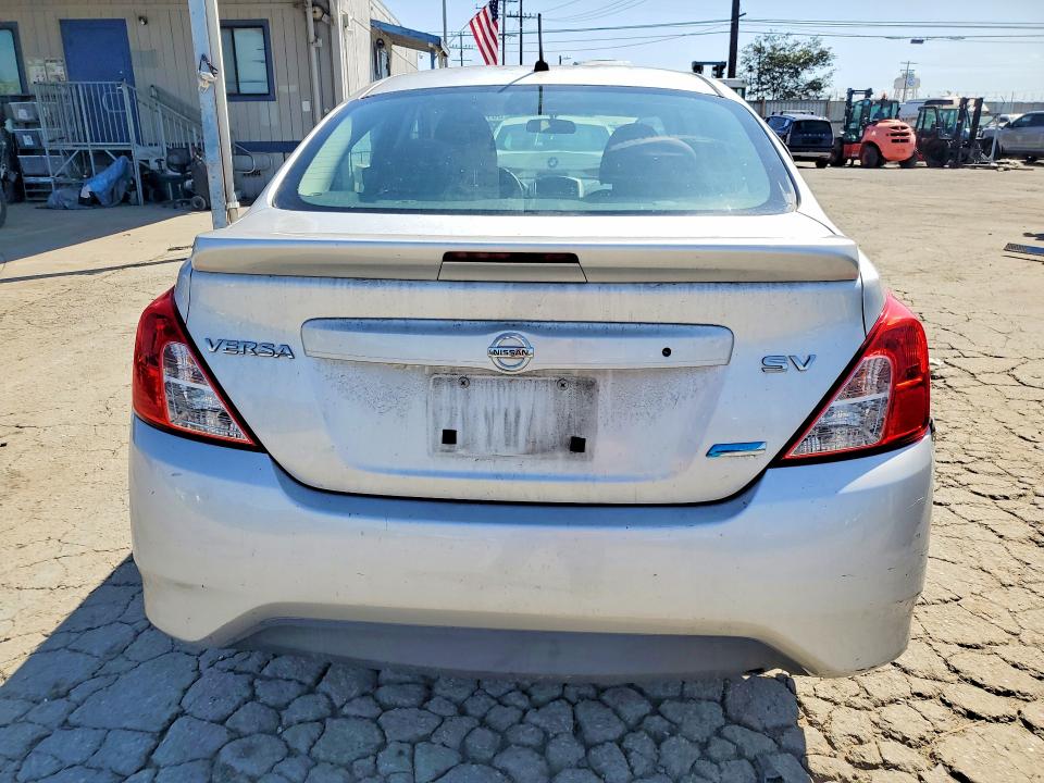 Photo 6 from auction – 2015 NISSAN VERSA with VIN 3N1CN7AP9FL850310