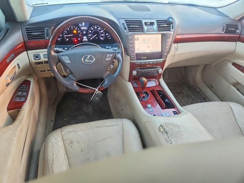 Zdjęcie 8 z aukcji – 2012 LEXUS LS z VIN JTHCL5EF4C5014469