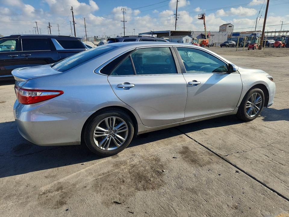 Photo 3 from auction – 2015 TOYOTA CAMRY with VIN 4T1BF1FK7FU948706