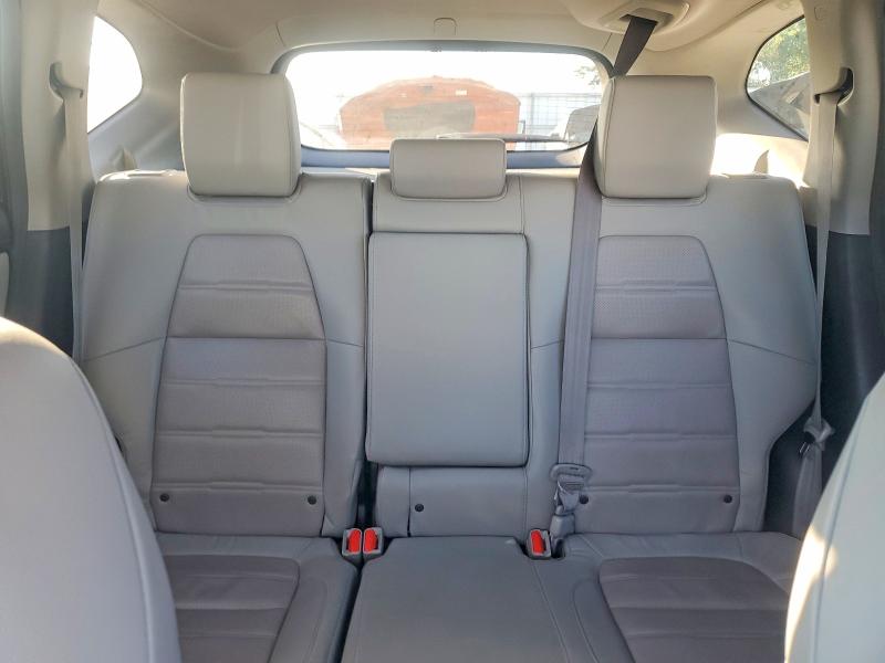 Photo 10 from auction – 2019 HONDA CR-V with VIN 2HKRW2H85KH655160
