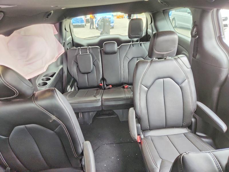 Photo 10 from auction – 2025 CHRYSLER PACIFICA with VIN 2C4RC1BG6SR585707