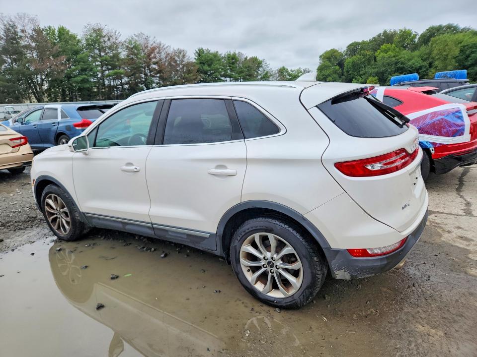 Снимка 2 от търг – 2019 LINCOLN MKC с VIN 5LMCJ2D97KUL16093