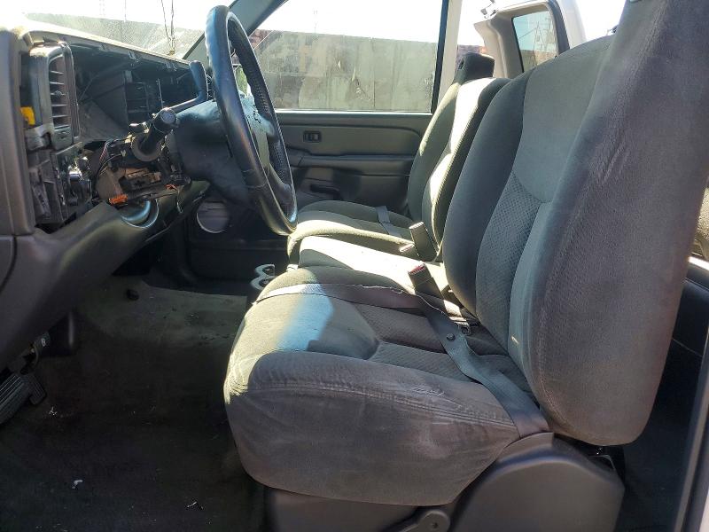 Снимка 7 от търг – 2004 CHEVROLET SILVERADO с VIN 1GCEC19X94Z217051
