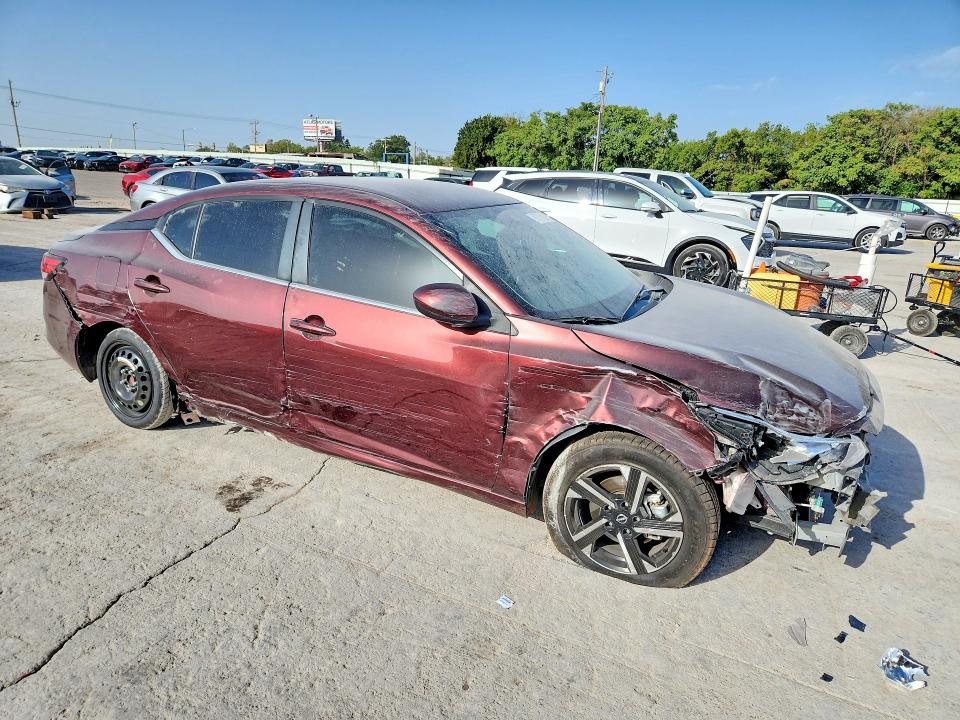 Photo 4 from auction – 2024 NISSAN SENTRA with VIN 3N1AB8CV7RY352566