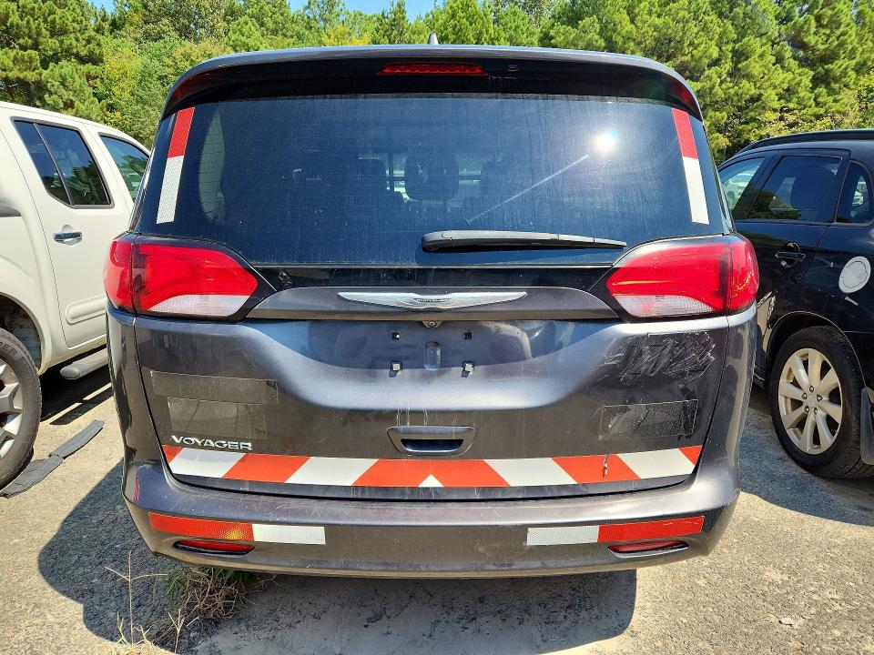 Photo 6 from auction – 2021 CHRYSLER VOYAGER with VIN 2C4RC1DG2MR505643