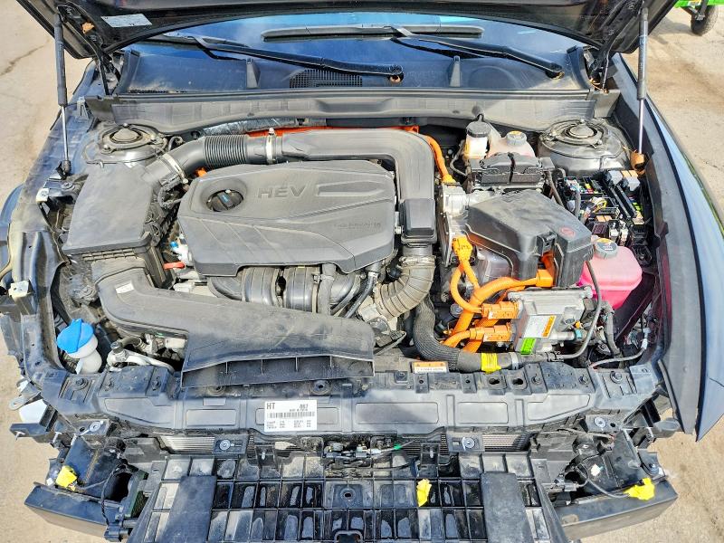 Снимка 11 от търг – 2024 HYUNDAI SONATA HYBRID с VIN KMHL54JJXRA094761