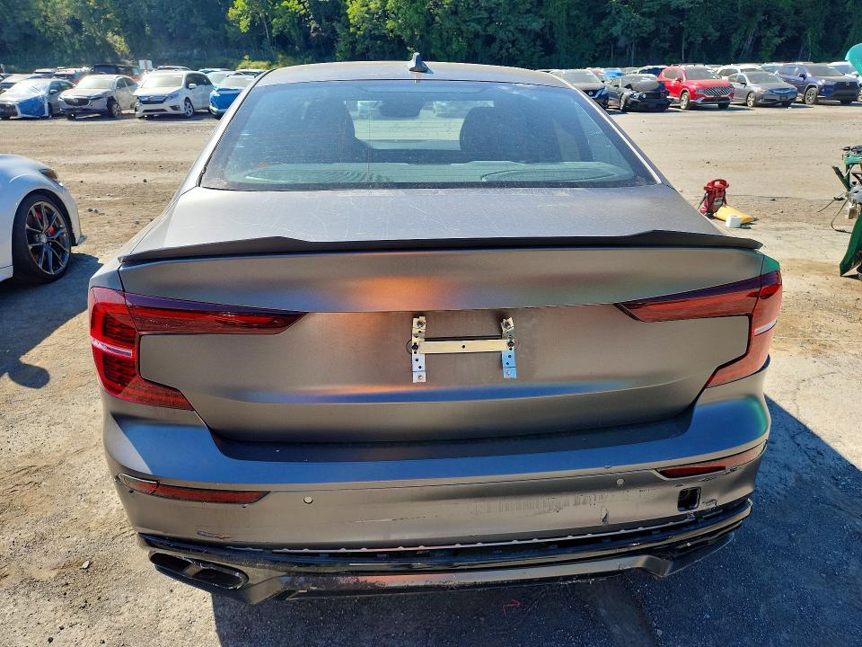 Фото 6 с аукциона – 2021 VOLVO S60 с VIN 7JRA22TM5MG080550