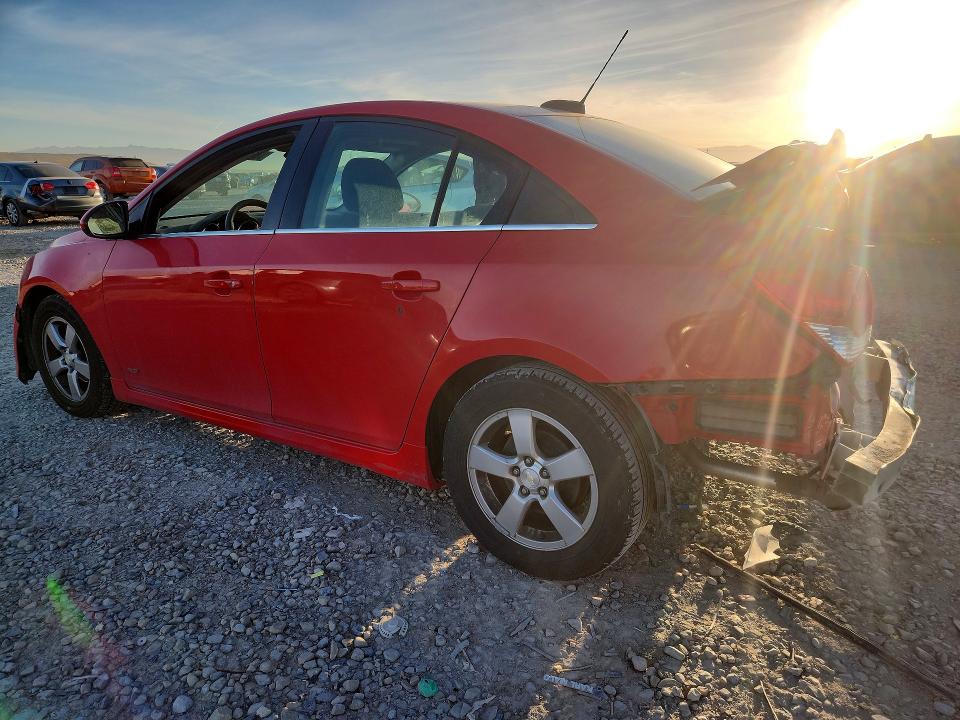 Photo 2 from auction – 2015 CHEVROLET CRUZE with VIN 1G1PC5SB7F7216471