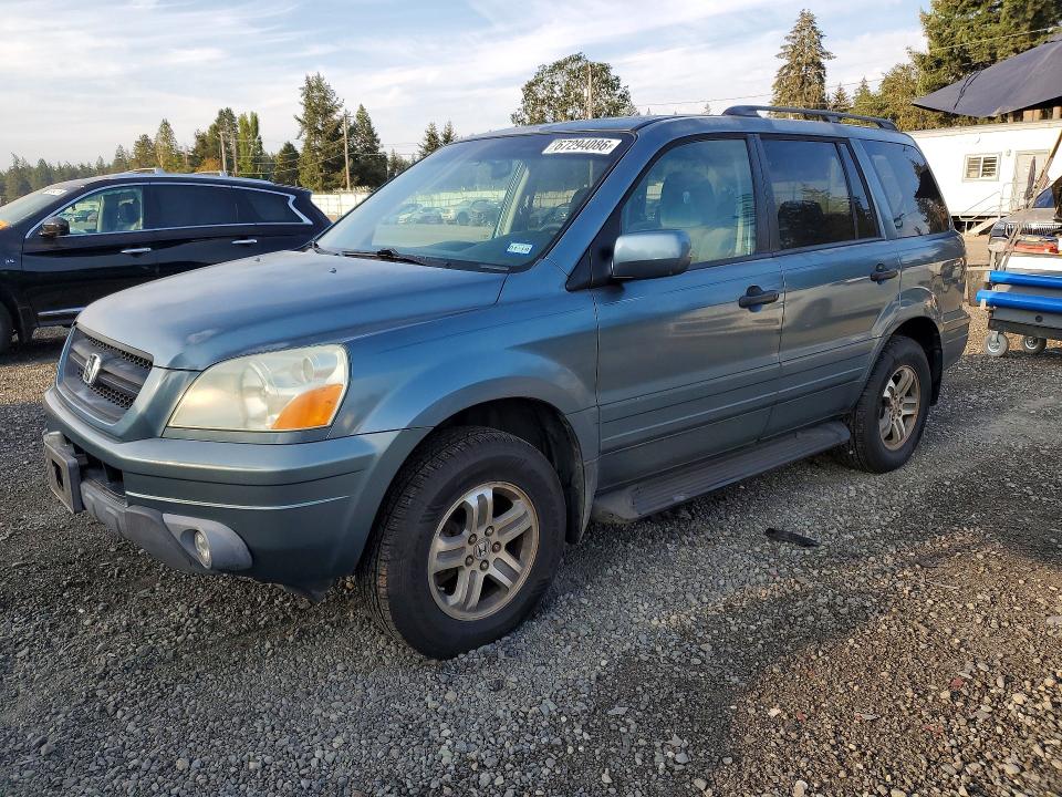 HONDA PILOT 2005 with VIN 2HKYF18415H536643 - Photo from auction