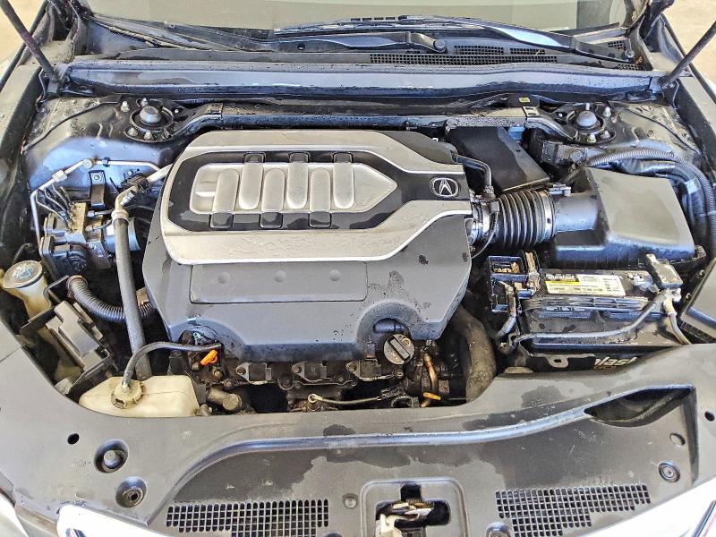 Снимка 11 от търг – 2014 ACURA RLX с VIN JH4KC1F90EC001200