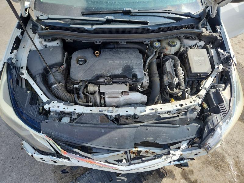 Photo 11 from auction – 2018 CHEVROLET CRUZE with VIN 1G1BE5SM2J7104384