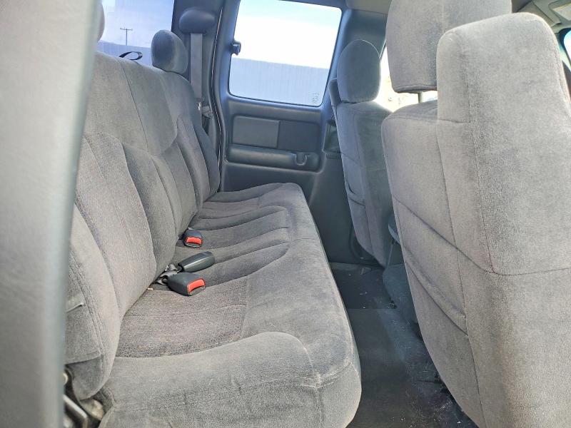 Photo 10 from auction – 2001 CHEVROLET SILVERADO with VIN 1GCEC19V31Z150456