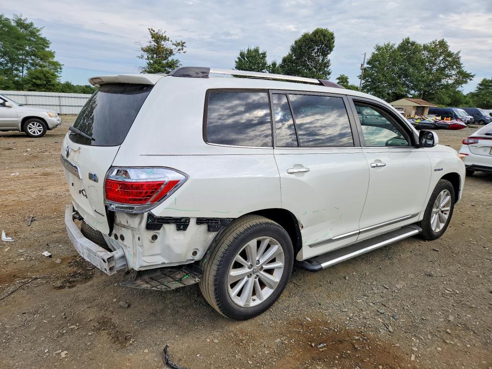 Photo 3 from auction – 2013 TOYOTA HIGHLANDER with VIN JTEDC3EH3D2013663
