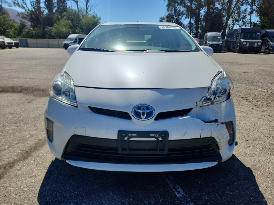 Photo 5 from auction – 2013 TOYOTA PRIUS with VIN JTDKN3DUXD5639228