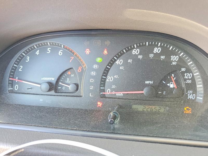 Photo 9 from auction – 2002 TOYOTA CAMRY with VIN JTDBE32K820076692
