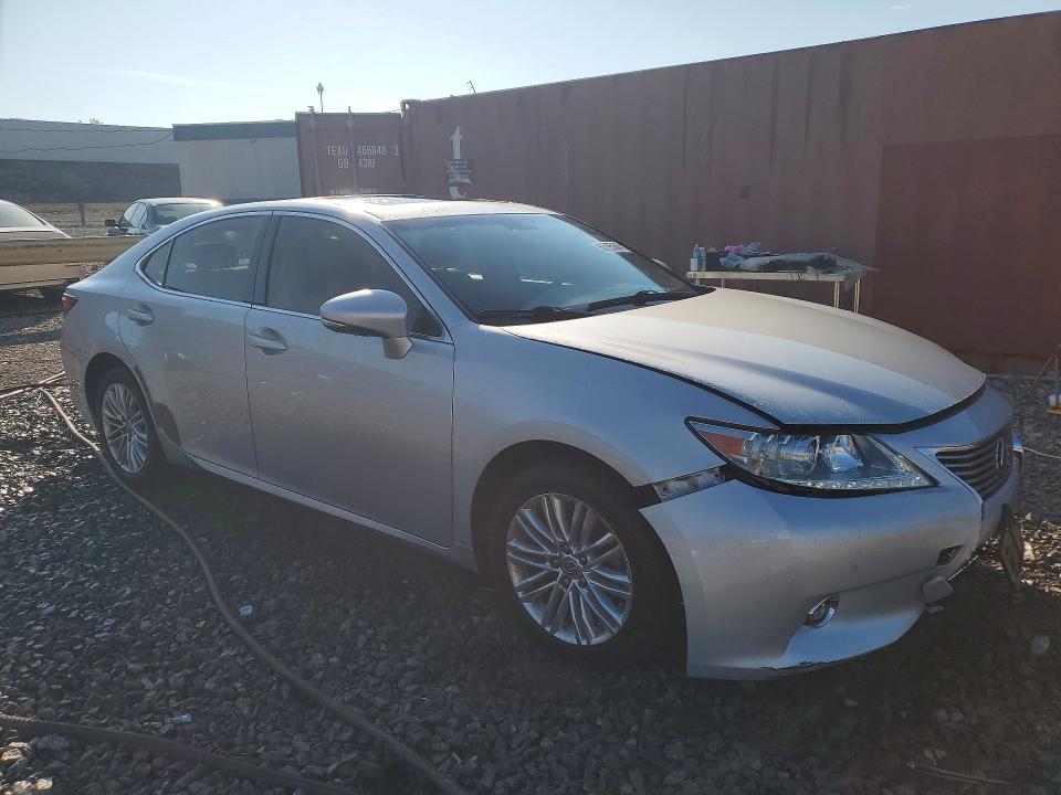 Photo 4 from auction – 2014 LEXUS ES with VIN JTHBK1GG2E2127371