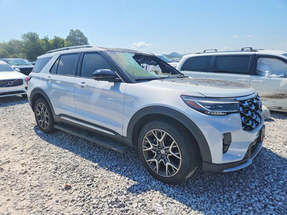 Photo 4 from auction – 2025 FORD EXPLORER with VIN 1FMWK8HC1SGC58681