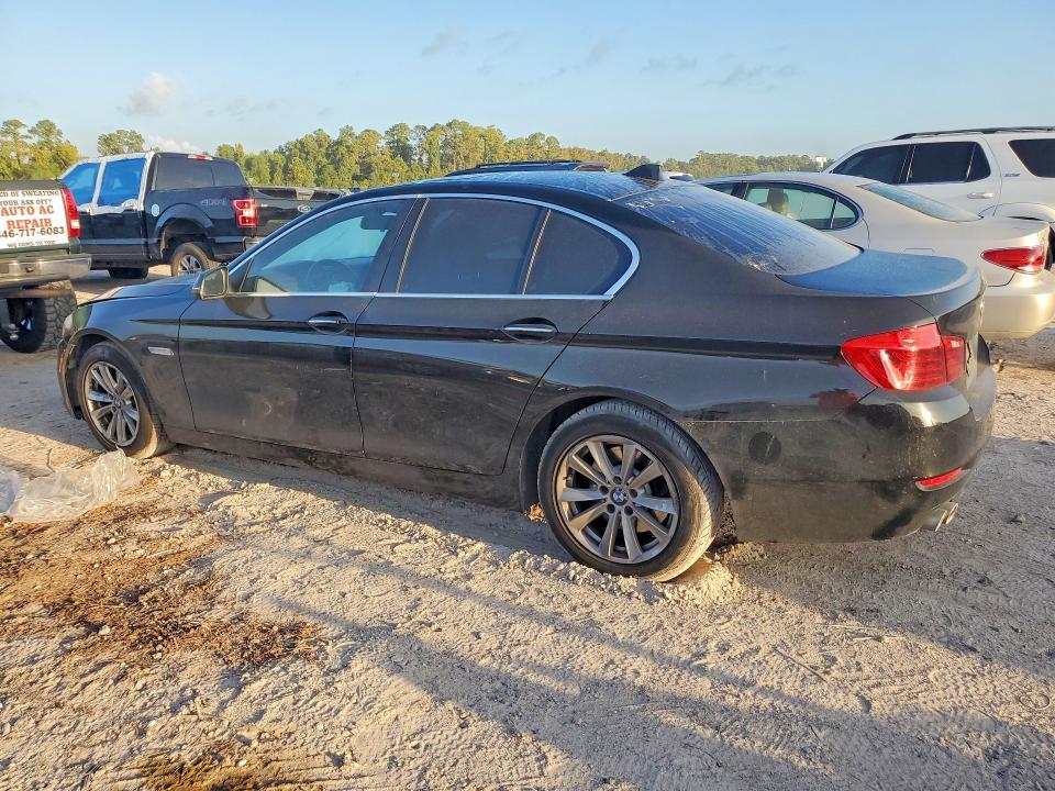 Photo 2 from auction – 2016 BMW 528 with VIN WBA5A5C50GG352081