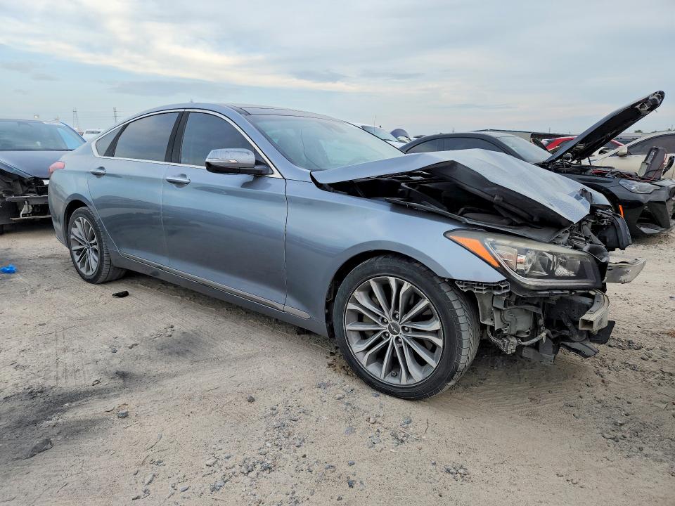 Снимка 4 от търг – 2016 HYUNDAI GENESIS с VIN KMHGN4JE4GU113465