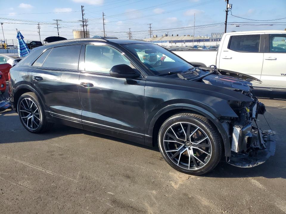 Photo 4 from auction – 2022 AUDI SQ8 with VIN WA1CWBF14ND029390