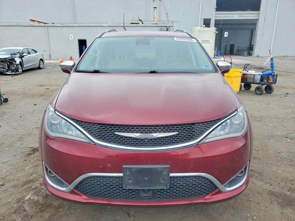 Photo 5 from auction – 2017 CHRYSLER PACIFICA with VIN 2C4RC1GGXHR533286