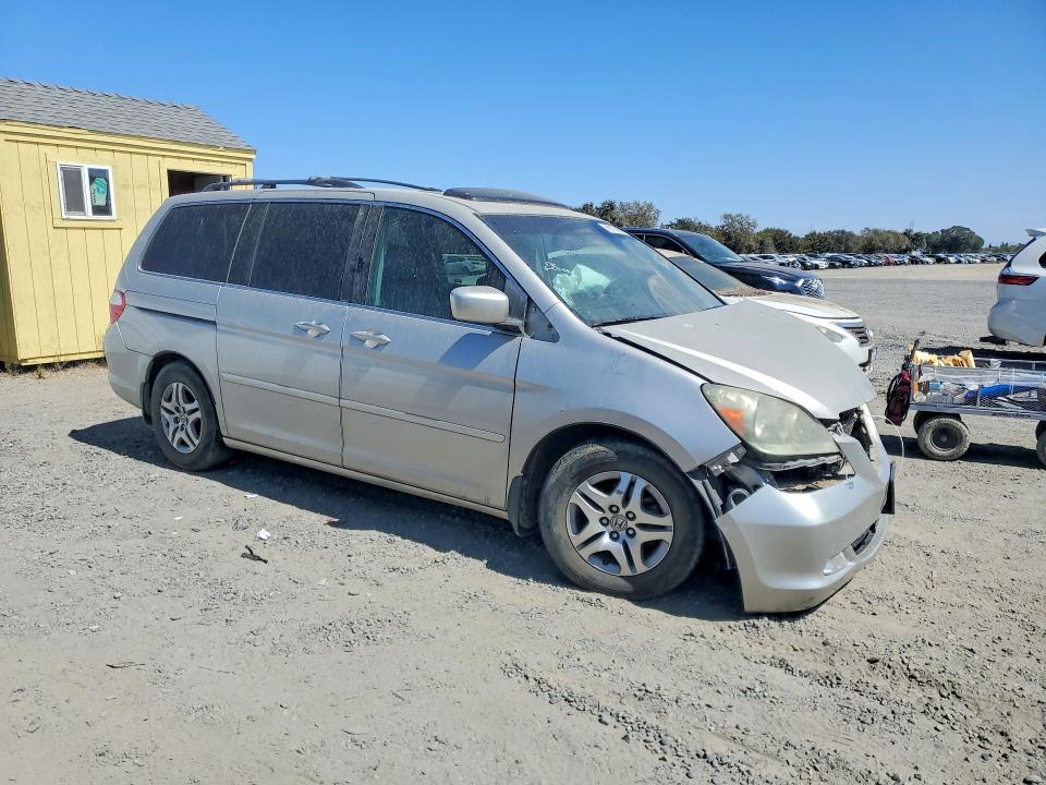 Photo 4 from auction – 2006 HONDA ODYSSEY with VIN 5FNRL38706B059674
