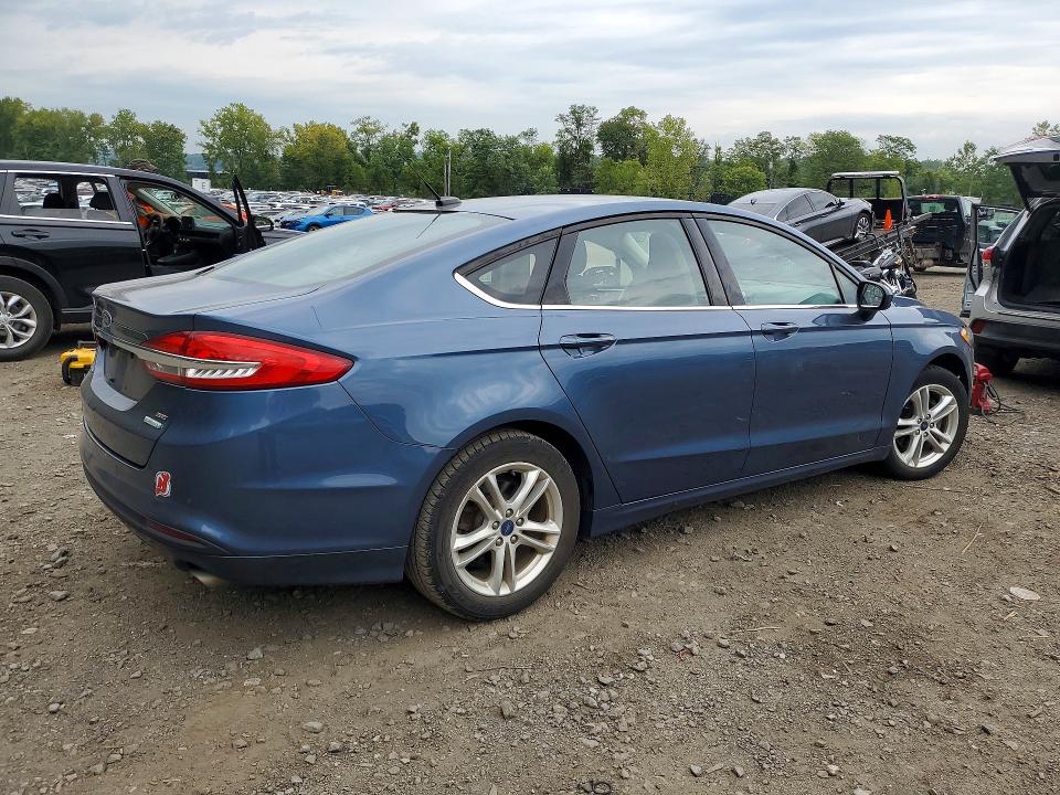 Photo 3 from auction – 2018 FORD FUSION with VIN 3FA6P0HD2JR223287