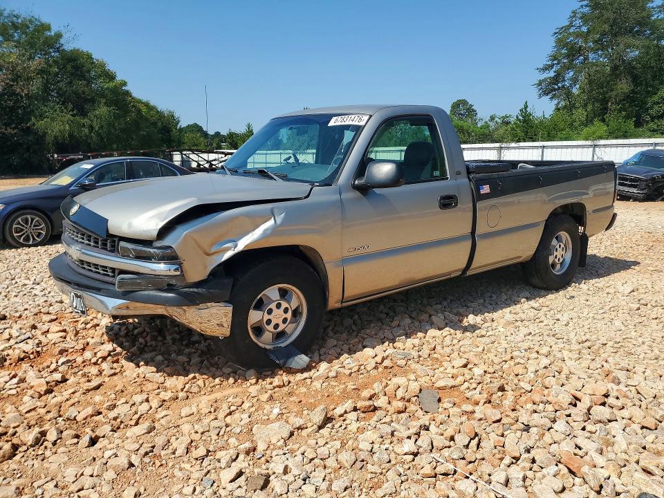 Photo 1 from auction – 2002 CHEVROLET SILVERADO with VIN 1GCEC14W12Z188172