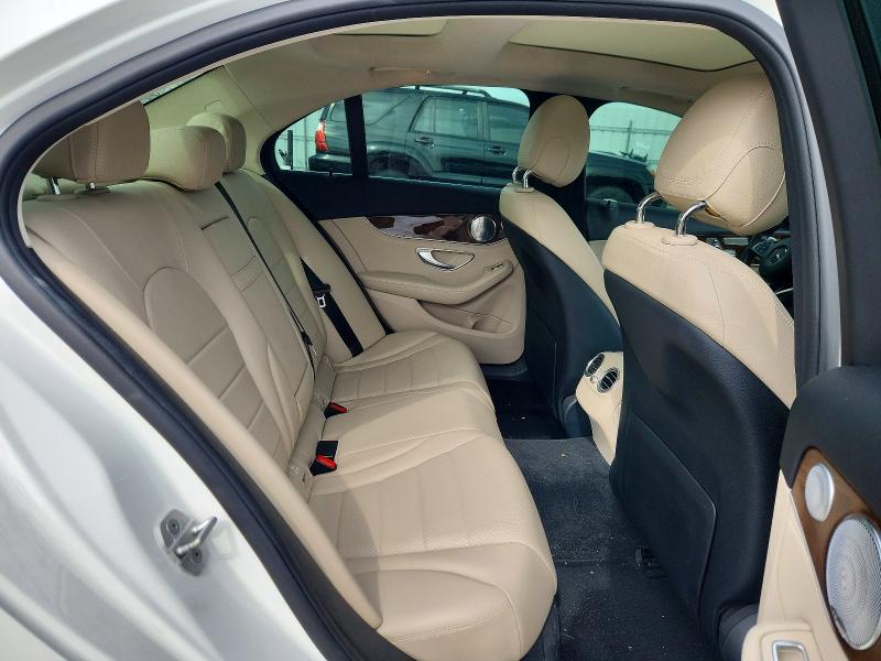 Photo 10 from auction – 2016 MERCEDES-BENZ C with VIN 55SWF4KB3GU096974
