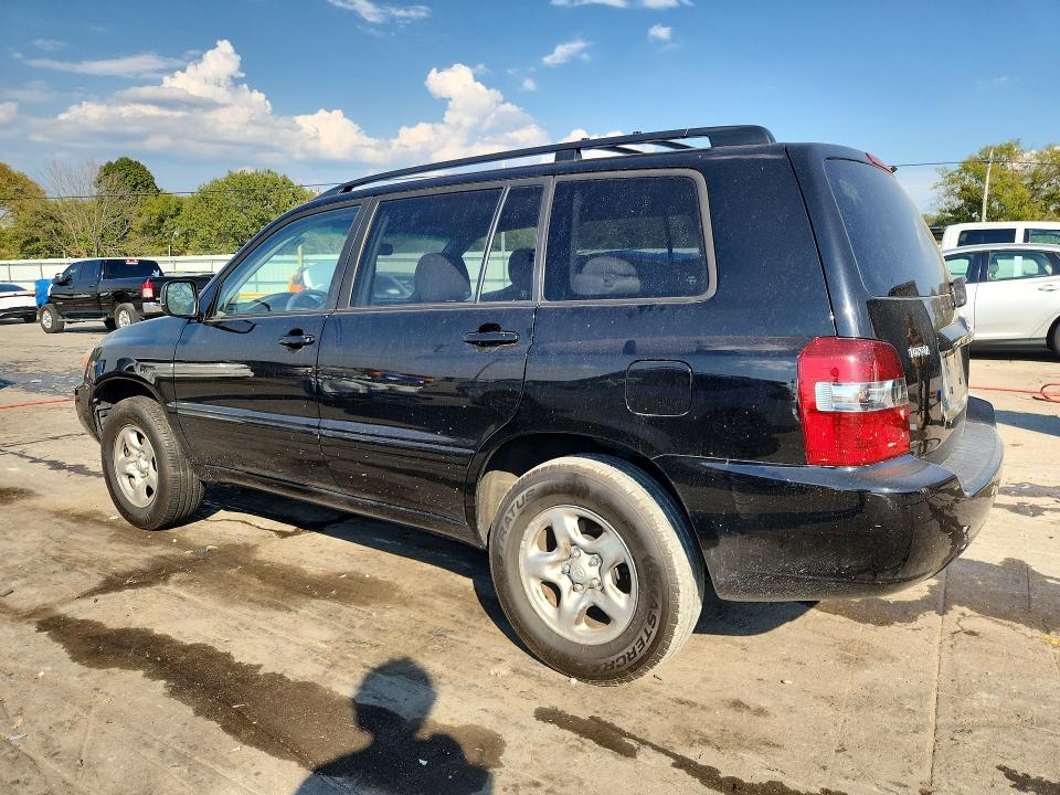 Photo 2 from auction – 2004 TOYOTA HIGHLANDER with VIN JTEGD21A440104157