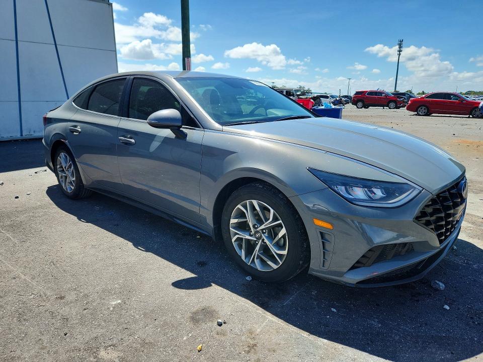 Снимка 4 от търг – 2023 HYUNDAI SONATA с VIN KMHL64JA0PA253801