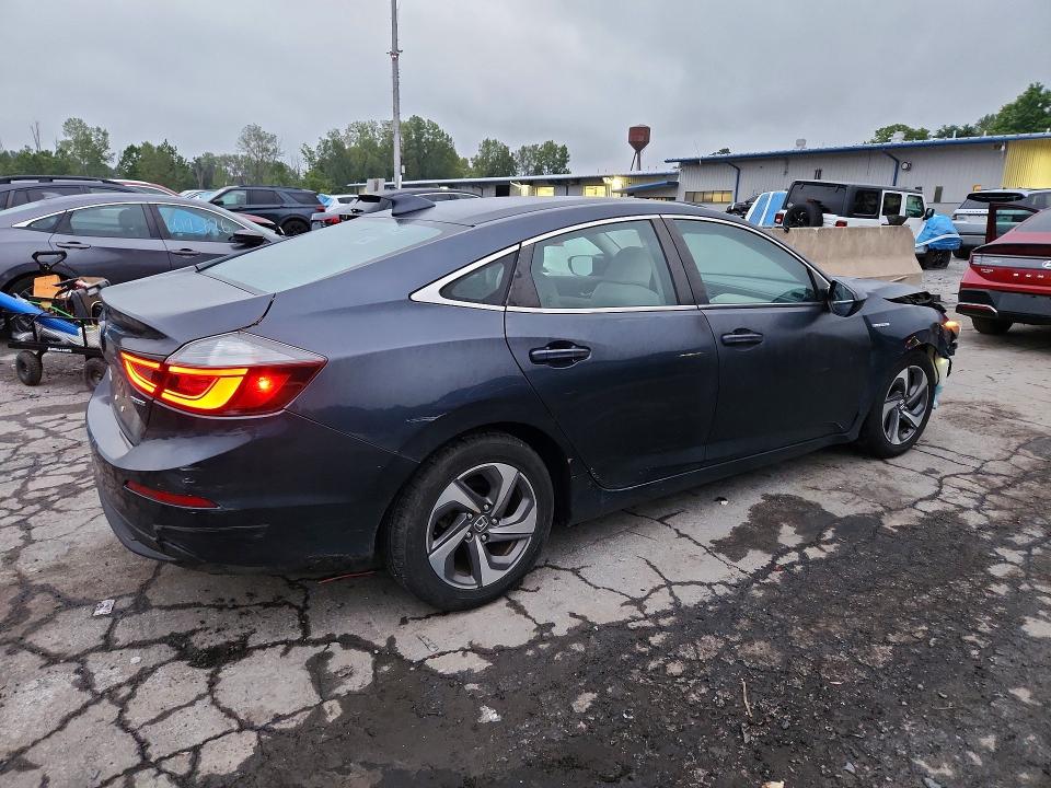 Photo 3 from auction – 2019 HONDA INSIGHT with VIN 19XZE4F1XKE002574