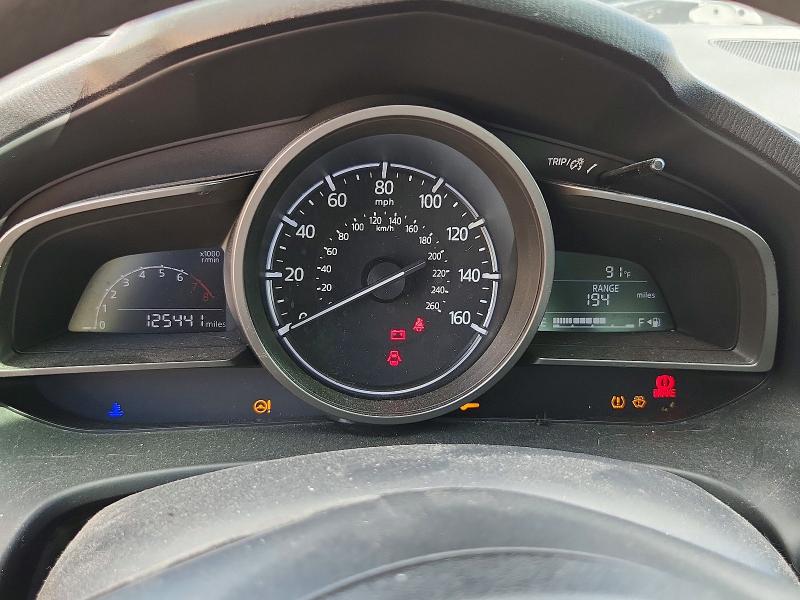 Photo 9 from auction – 2018 MAZDA 3 with VIN 3MZBN1U78JM219131