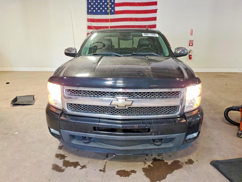 Photo 5 from auction – 2011 CHEVROLET SILVERADO with VIN 3GCPKTE35BG330020