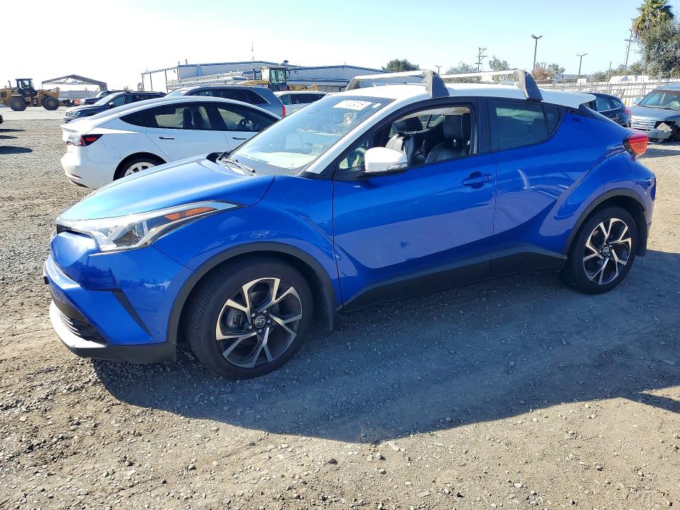 TOYOTA C-HR 2019 с VIN JTNKHMBX8K1048292 - Снимка от търг