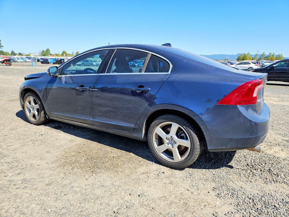 Zdjęcie 2 z aukcji – 2013 VOLVO S60 z VIN YV1612FS2D2188889