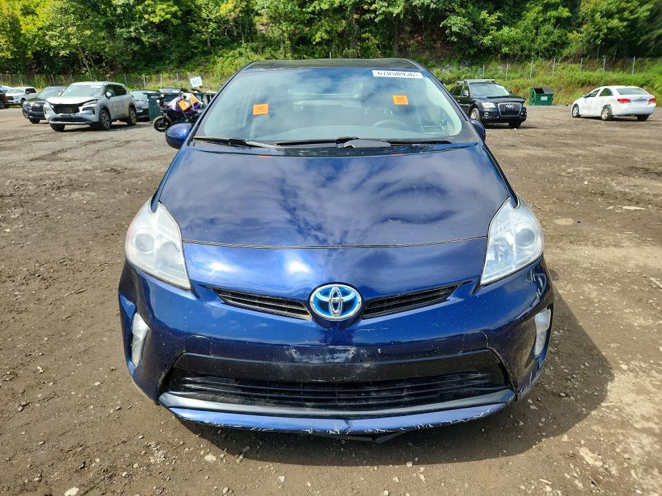 Photo 5 from auction – 2015 TOYOTA PRIUS with VIN JTDKN3DU8F0457222
