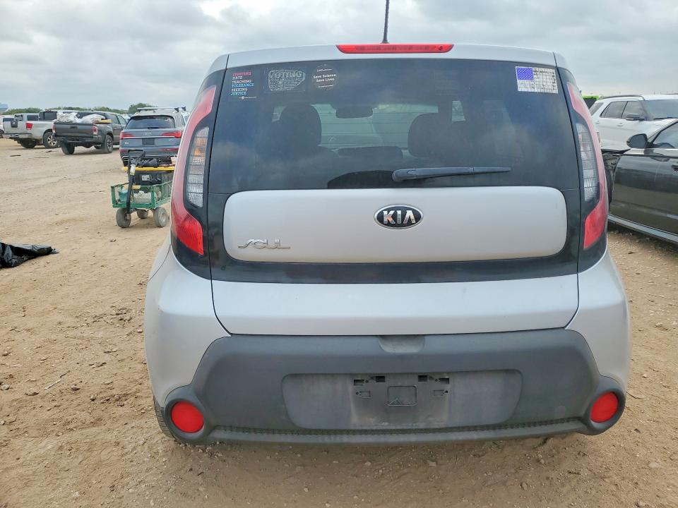 Photo 6 from auction – 2016 KIA SOUL with VIN KNDJN2A21G7866034