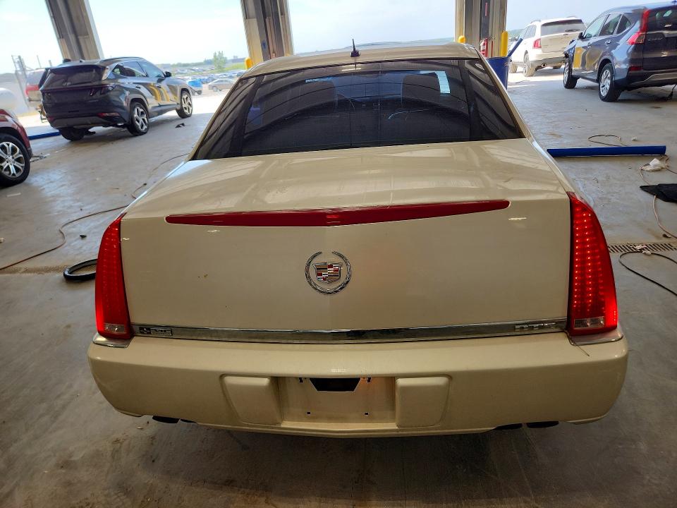 Photo 6 from auction – 2008 CADILLAC DTS with VIN 1G6KD57Y18U190954