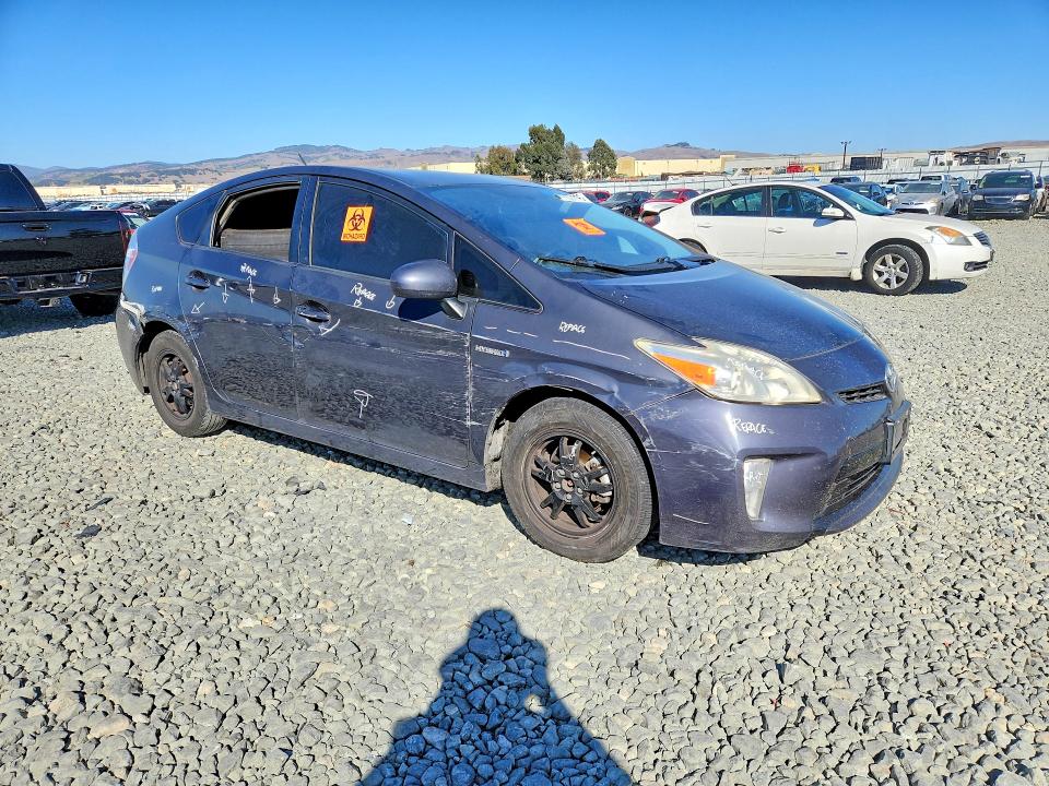 صورة رقم 4 من المزاد - 2015 TOYOTA PRIUS مع VIN JTDKN3DU3F0395776